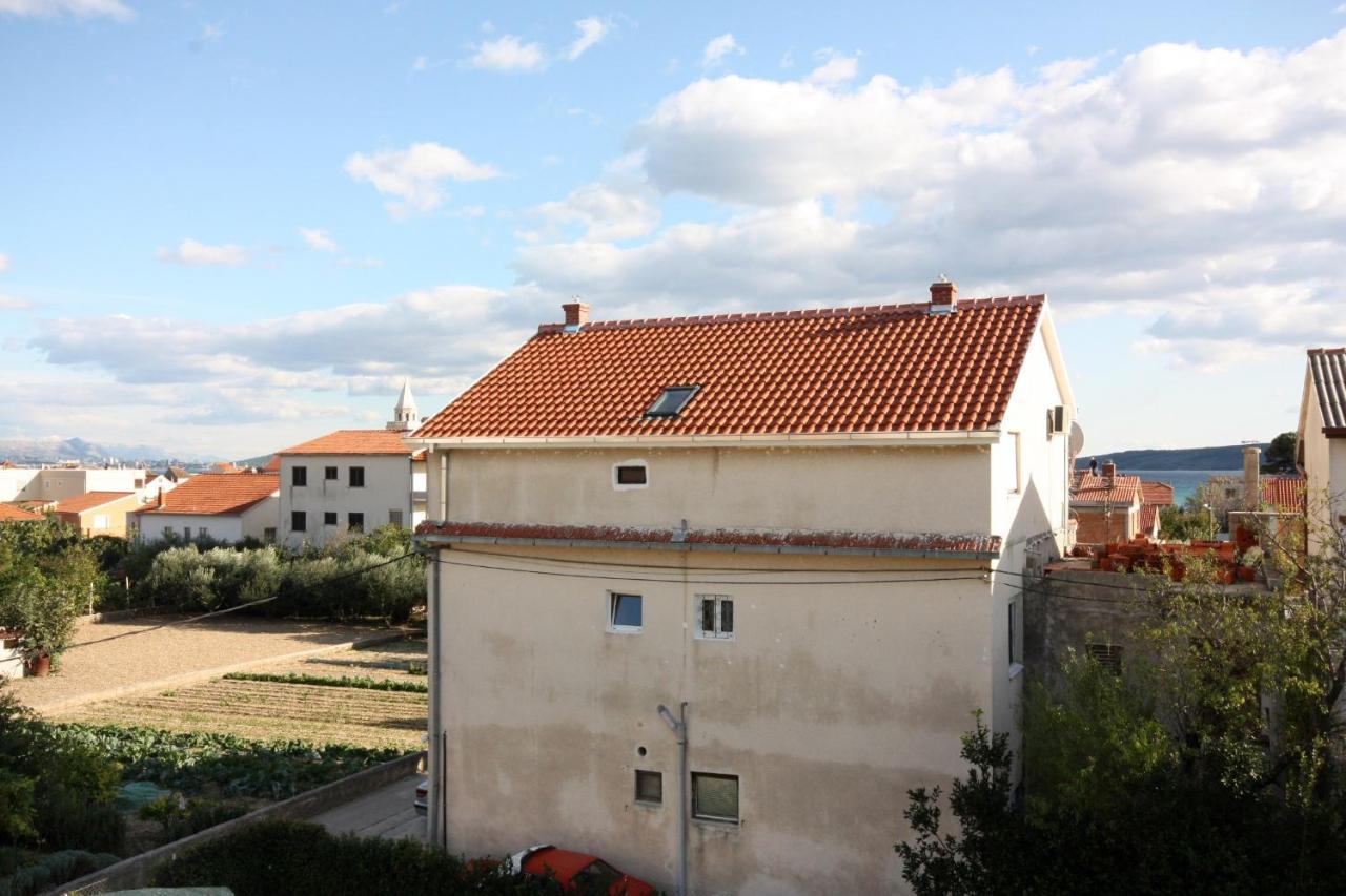 Apartments With A Parking Space Kastel Stafilic, Kastela - 5219 Eksteriør billede